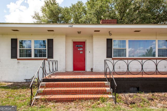 1402 W 12th Street, Alma, GA 31510