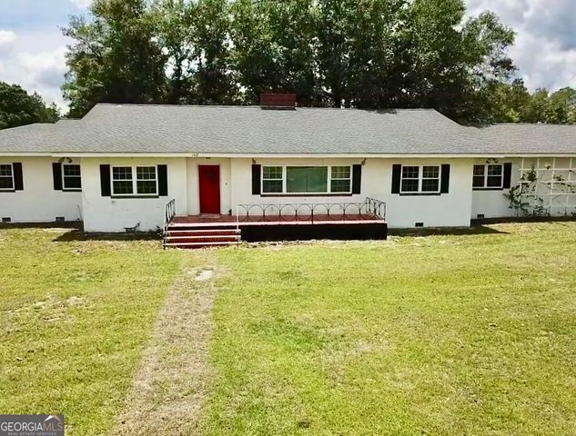 1402 W 12th Street, Alma, GA 31510