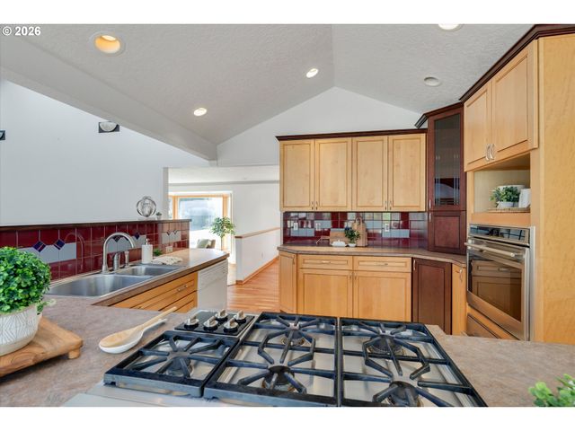 17271 OLD MEHAMA Rd, Stayton, OR 97383