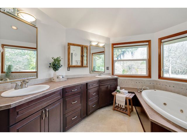 17271 OLD MEHAMA Rd, Stayton, OR 97383