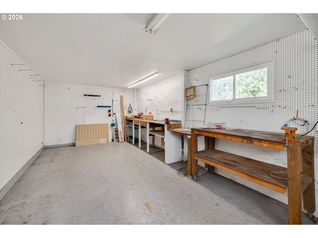 17271 OLD MEHAMA Rd, Stayton, OR 97383