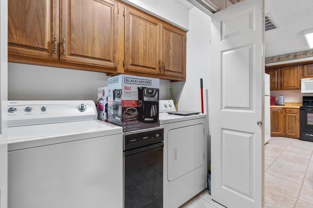 50 Majorca Drive, Hot Springs Village, AR 71909