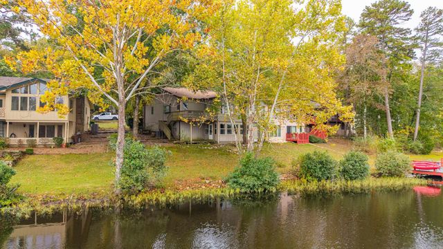 50 Majorca Drive, Hot Springs Village, AR 71909