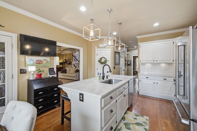 1033 Beech Grove Rd, Brentwood, TN 37027