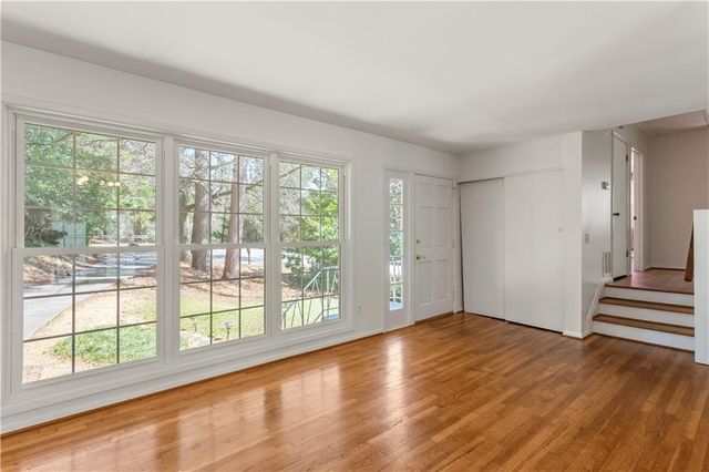 2866 Highland SE Drive, Smyrna, GA 30080