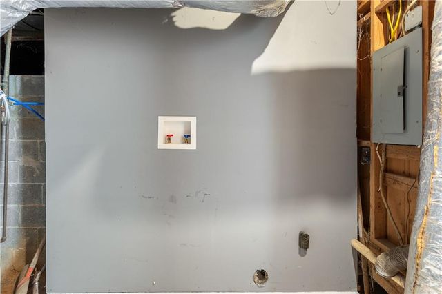 2866 Highland SE Drive, Smyrna, GA 30080