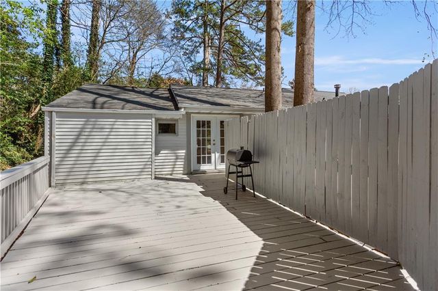 2866 Highland SE Drive, Smyrna, GA 30080