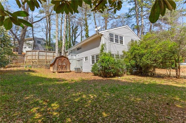 2866 Highland SE Drive, Smyrna, GA 30080