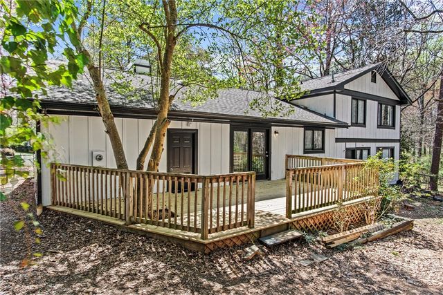 330 Winterberry Drive, Athens, GA 30606