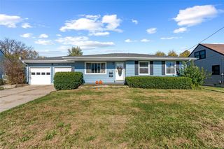 1134 Center Street NE, Cedar Rapids, IA 52402