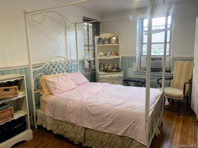 76-10 34th Avenue 2M, Jackson Heights, NY 11372