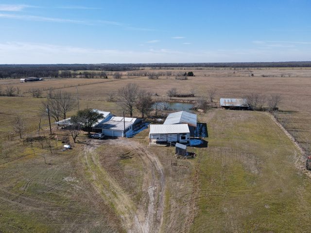 6482 County Road 4700, Commerce, TX 75428