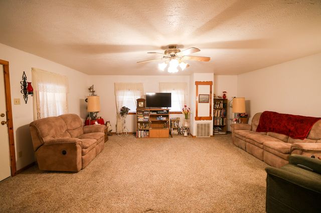 6482 County Road 4700, Commerce, TX 75428