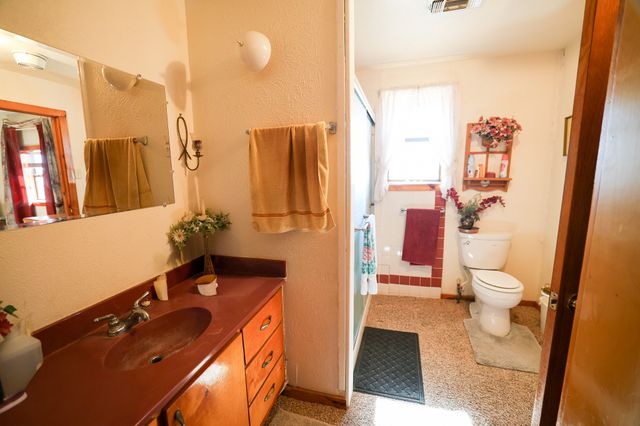 6482 County Road 4700, Commerce, TX 75428