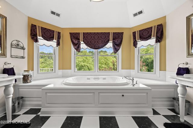 8 Pittenger Court, Millstone, NJ 08535