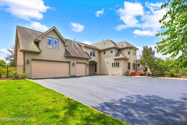 8 Pittenger Court, Millstone, NJ 08535