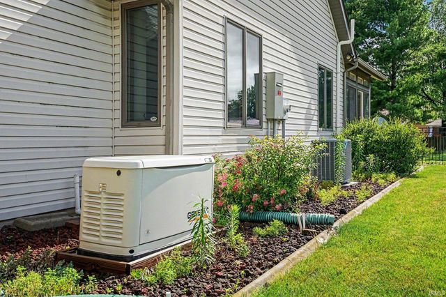 3828 Thornridge Drive, Elkhart, IN 46514