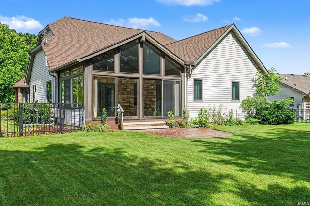 3828 Thornridge Drive, Elkhart, IN 46514