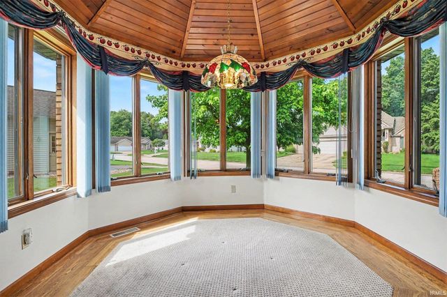 3828 Thornridge Drive, Elkhart, IN 46514