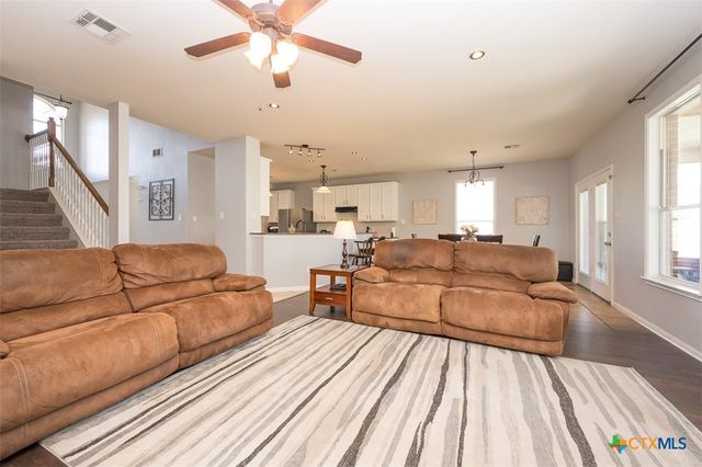 773 Rolling Hills Drive, Killeen, TX 76543