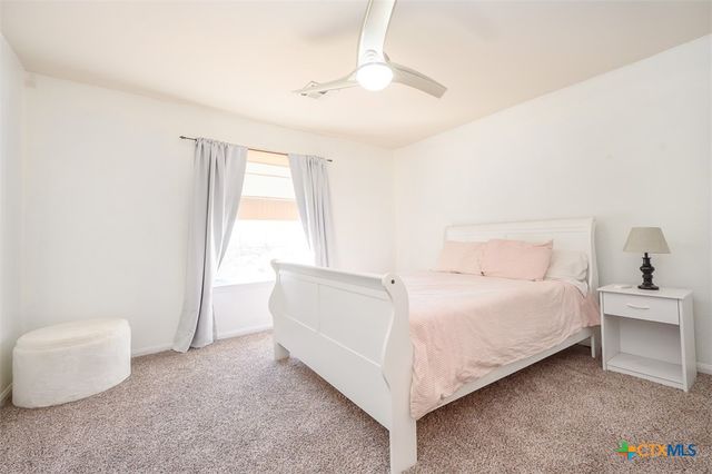 773 Rolling Hills Drive, Killeen, TX 76543