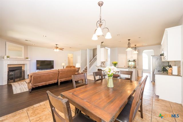 773 Rolling Hills Drive, Killeen, TX 76543