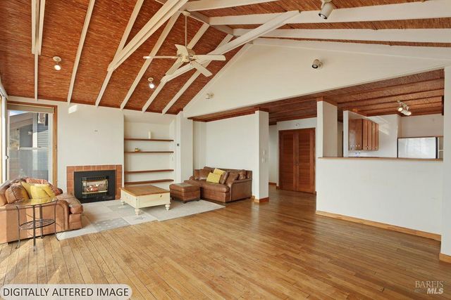 34 SANDY BEACH Rd, Vallejo, CA 94590