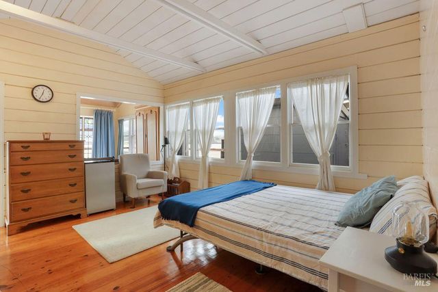 34 SANDY BEACH Rd, Vallejo, CA 94590