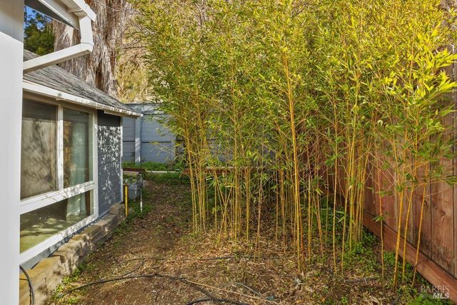 34 SANDY BEACH Rd, Vallejo, CA 94590