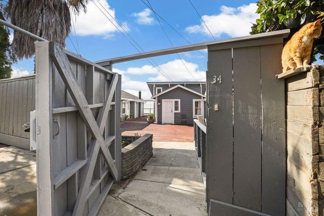 34 SANDY BEACH Rd, Vallejo, CA 94590