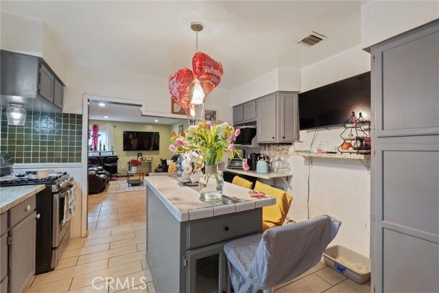 511 S Pannes, Compton, CA 90221