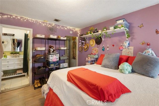 511 S Pannes, Compton, CA 90221