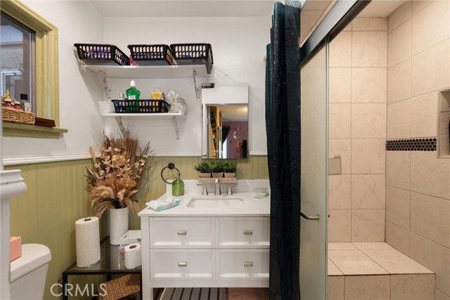 511 S Pannes, Compton, CA 90221