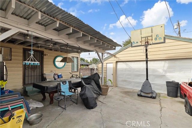 511 S Pannes, Compton, CA 90221