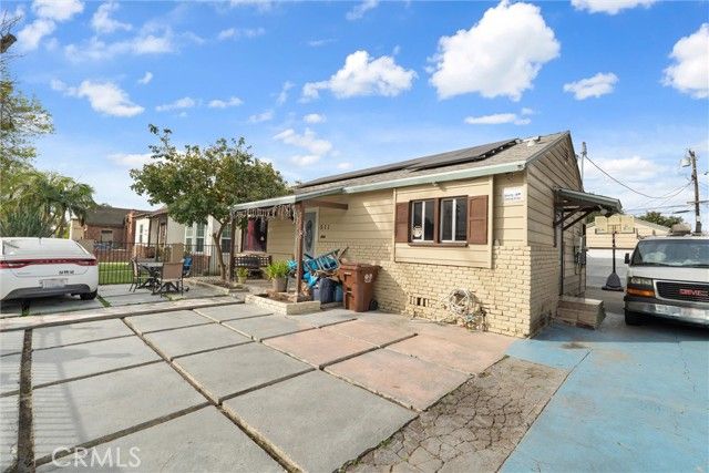 511 S Pannes, Compton, CA 90221