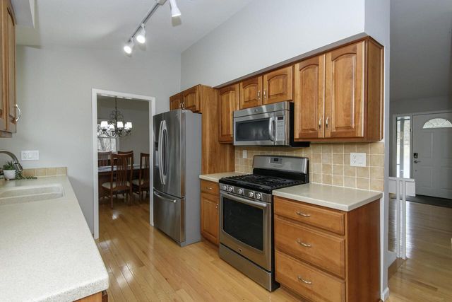 W329N4791 Elderwood DRIVE, Nashotah, WI 53058