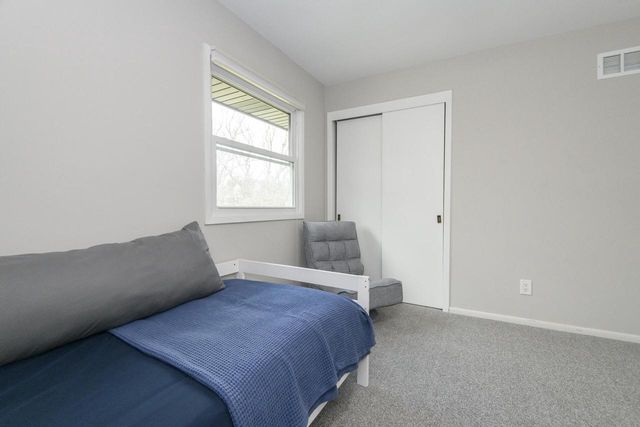 W329N4791 Elderwood DRIVE, Nashotah, WI 53058