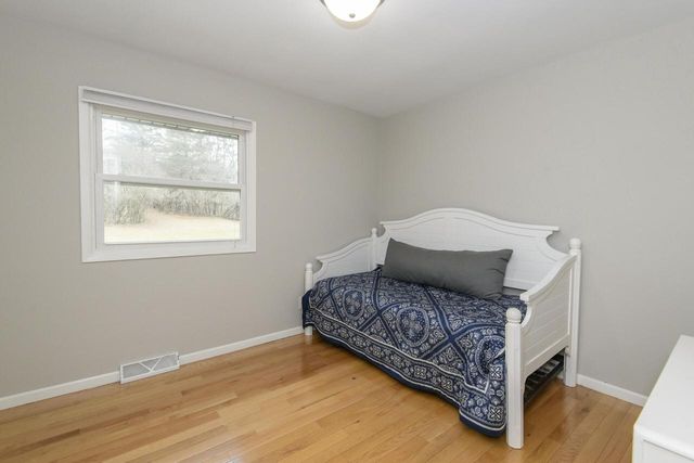 W329N4791 Elderwood DRIVE, Nashotah, WI 53058