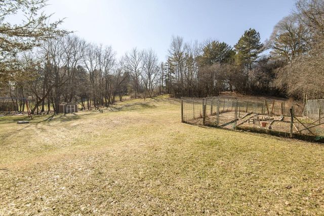 W329N4791 Elderwood DRIVE, Nashotah, WI 53058