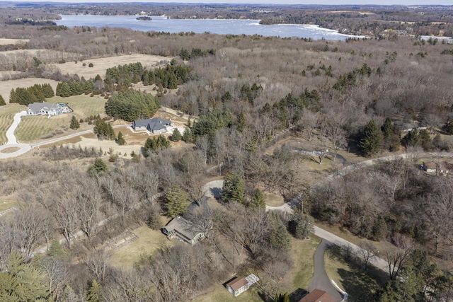 W329N4791 Elderwood DRIVE, Nashotah, WI 53058