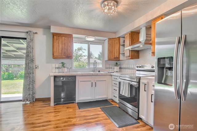 2601 SW 347th Street, Federal Way, WA 98023