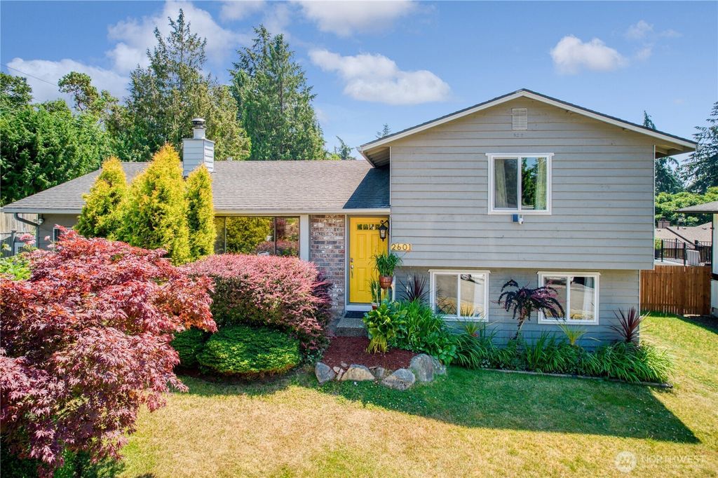 2601 SW 347th Street, Federal Way, WA 98023