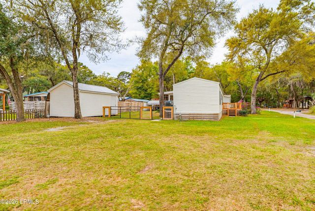 3 Shamrock Road, St. Helena Island, SC 29920