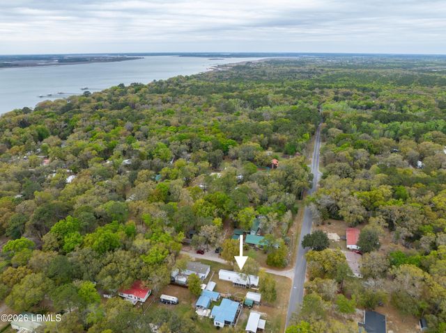 3 Shamrock Road, St. Helena Island, SC 29920