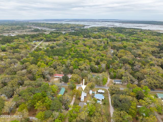 3 Shamrock Road, St. Helena Island, SC 29920