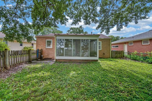 2814 48th Place, Des Moines, IA 50310