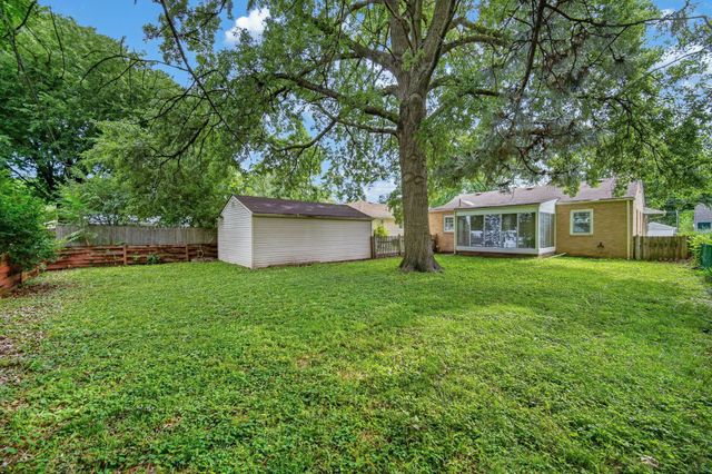 2814 48th Place, Des Moines, IA 50310