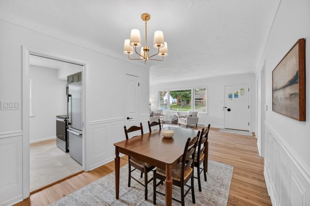 2814 48th Place, Des Moines, IA 50310