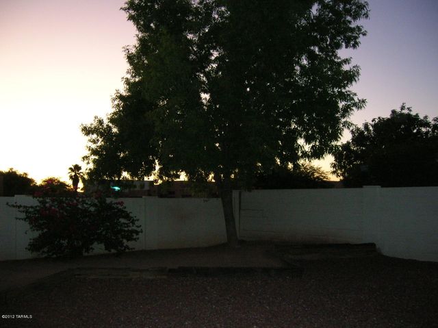 8645 N Auriga Way, Tucson, AZ 85742