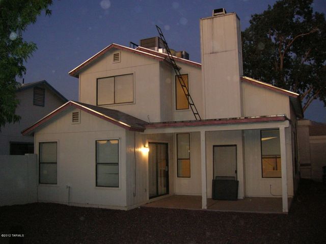 8645 N Auriga Way, Tucson, AZ 85742